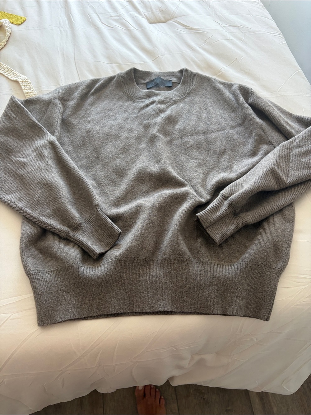 Zara Men's Crewneck Sweater in Taupe